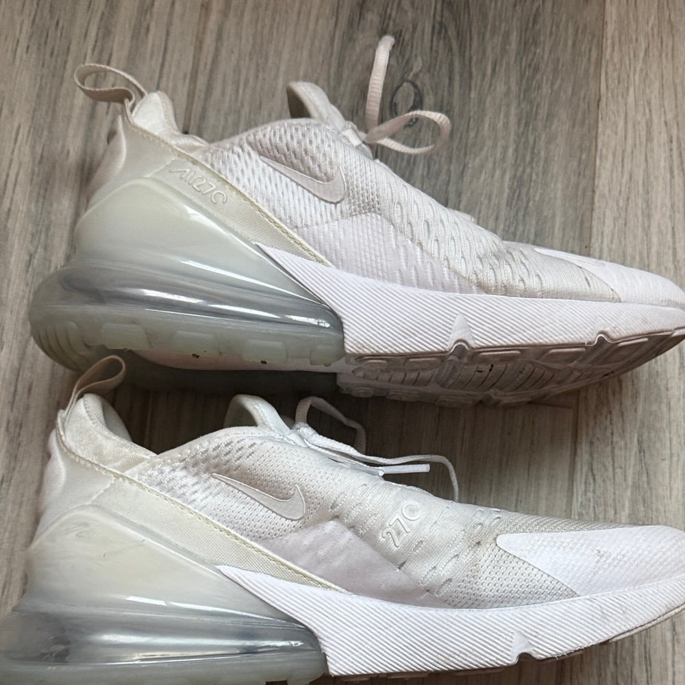 Nike airmax 270 Athletic Shoes - White